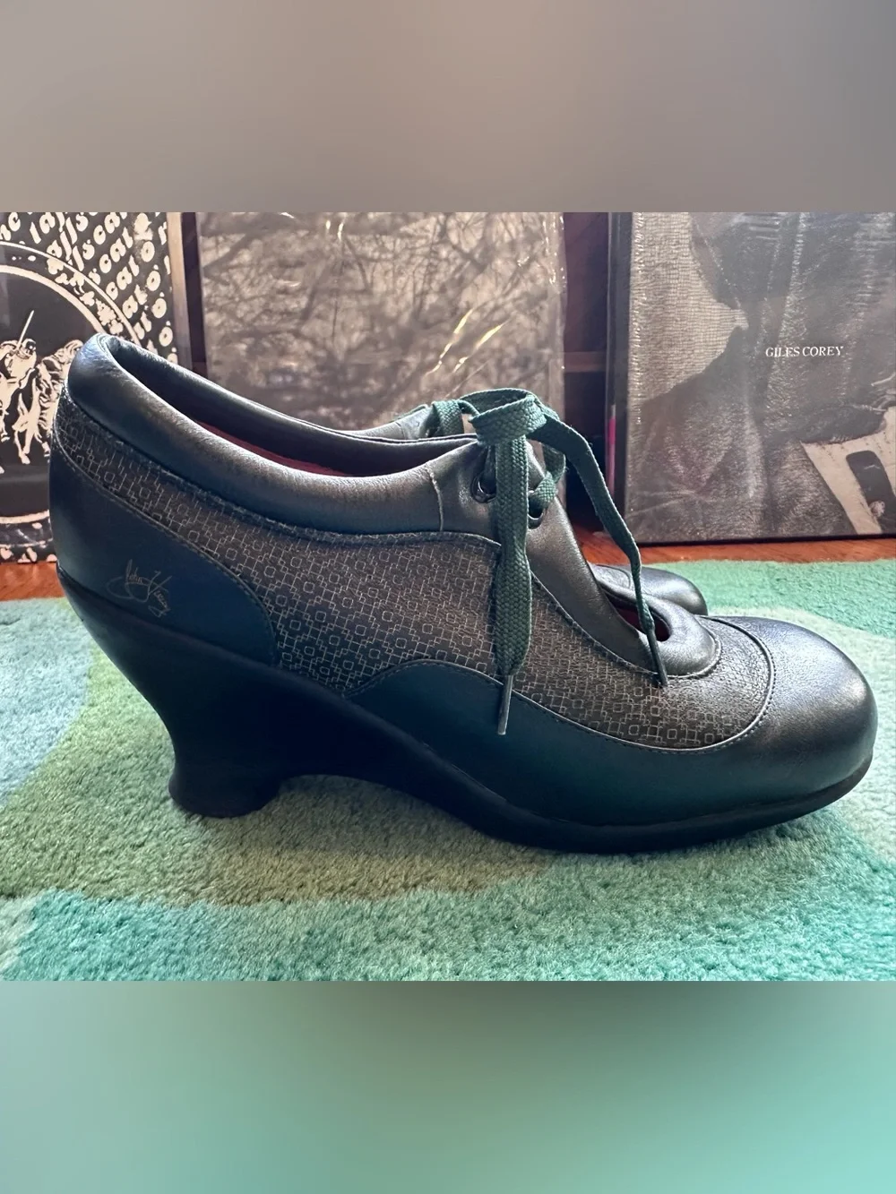 Fluevog VINTAGE EXCELLENT Friends Tillie petrol green wedge lace-up shoes -10